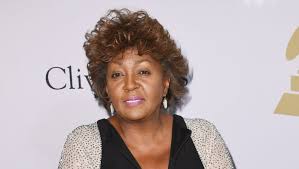 Anita Baker announces farewell concert to mark retirement from music • JITG  Music Fest
