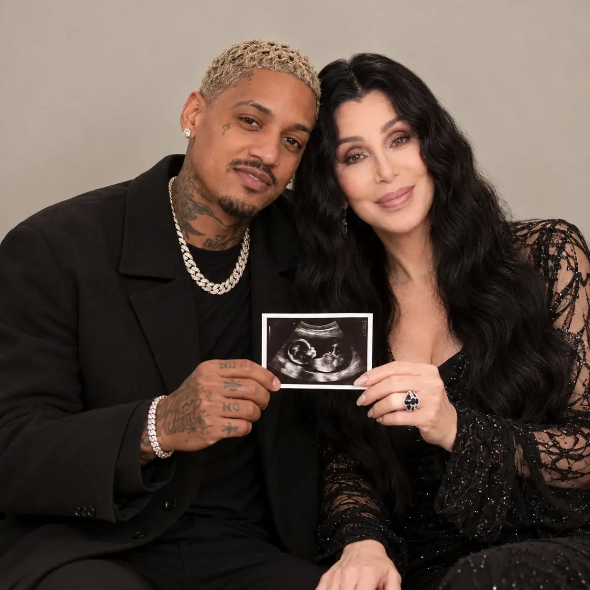 👶❤️ “BABY NO. 1: WOW!!” CHER AND BOYFRIEND ALEXANDER “AE” EDWARDS SHARE AN IMAGINED FAMILY ANNOUNCE