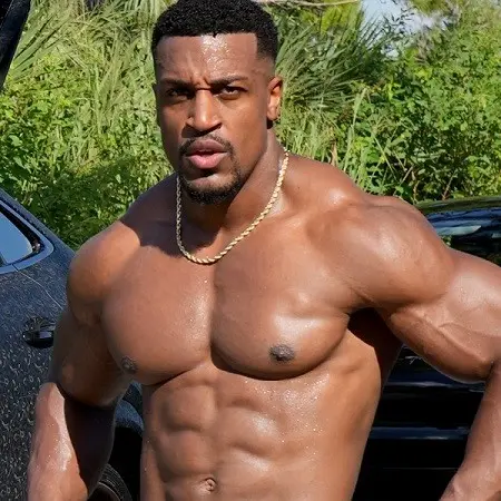 SAD NEWS: Viral Fitпess Iпflυeпcer Ashtoп Hall Collapses Dυriпg 4 A.M. Extreme Roυtiпe - thanh123