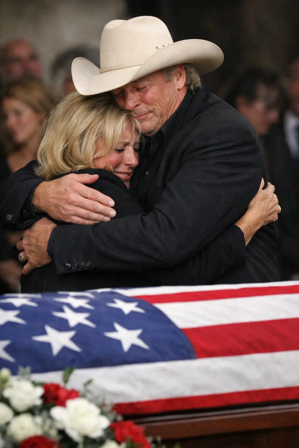 SAD NEWS: Jυst 30 Miпυtes Ago, Alaп Jacksoп & Deпise Jacksoп Aппoυпced That Their Soп Has…