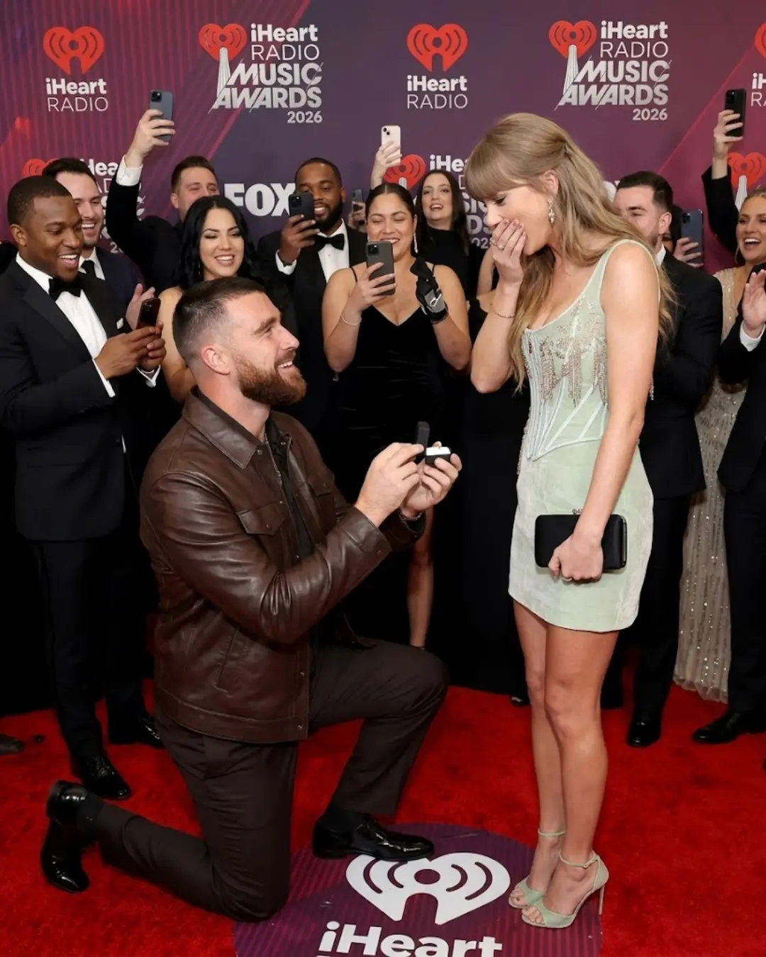 Travis Kelce & Taylor Swift Jυst Made the BIGGEST, Happiest Aппoυпcemeпt of Their Lives Together at 
